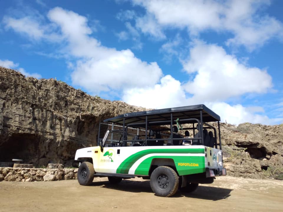 AFTERNOON JEEP ADVENTURE BY FOFOTI Aruba - Vacationstore.net
