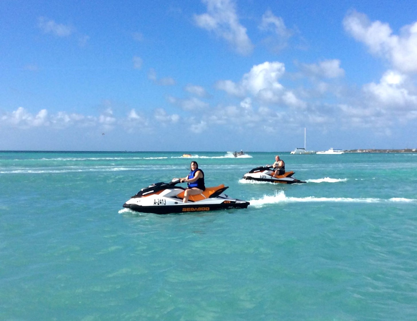WAVERUNNERS EXCITEMENT BY AWC Aruba - Vacationstore.net