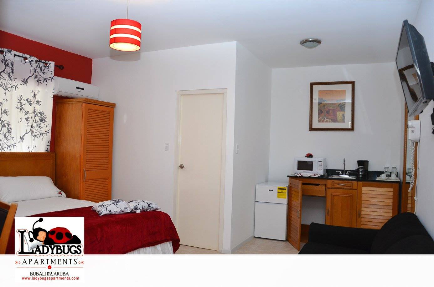LADYBUGS DUPLEX ROOM Aruba - Vacationstore.net