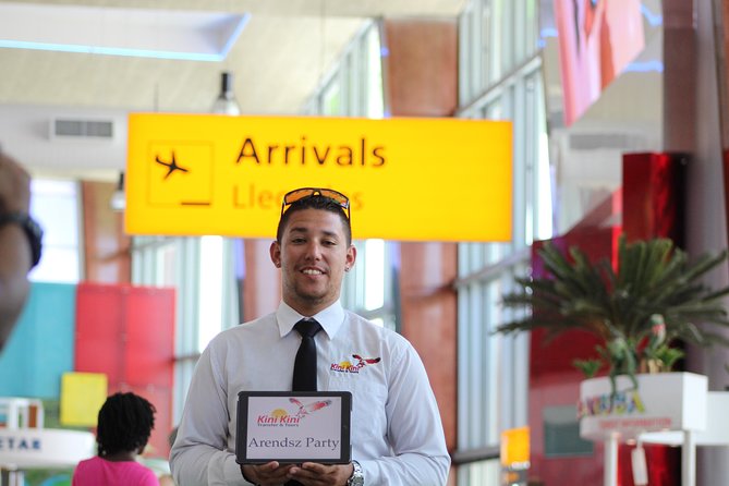 LUXURY VAN AIRPORT TRANSFER ROUNDTRIP Aruba - Vacationstore.net